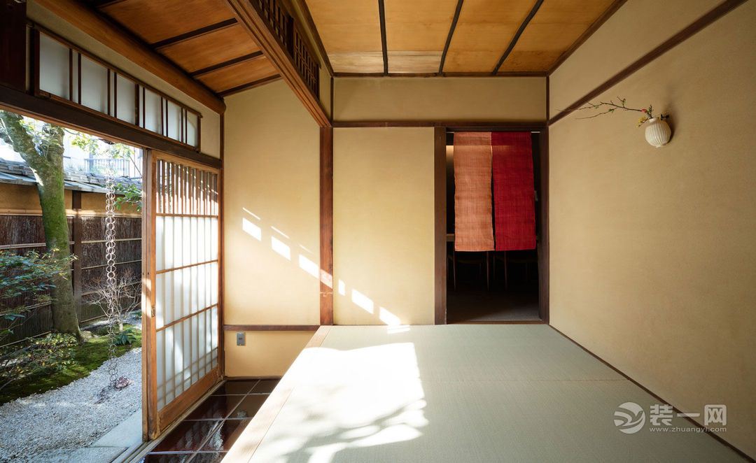 脱胎于传统日本民居的办公室装修 墙面超耐看 - 装饰行业 - 装一网